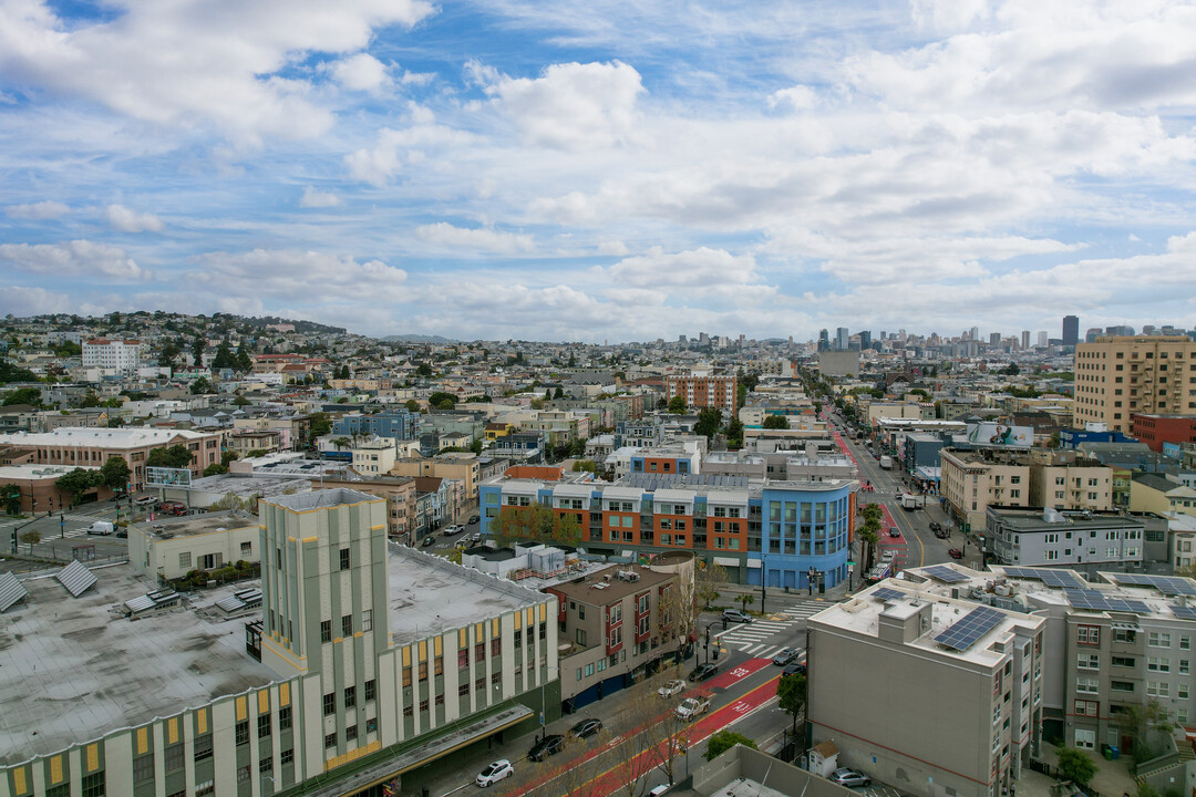 3100-3110 Mission St in San Francisco, CA - Building Photo