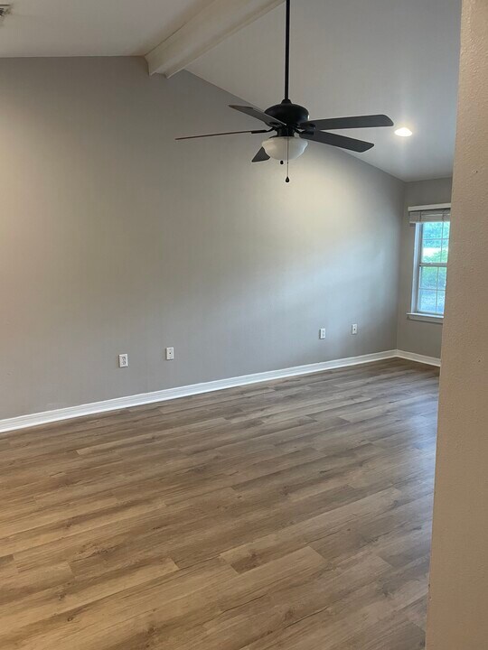 2718 Government St in Ocean Springs, MS - Building Photo