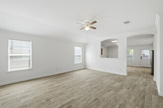 3357 Pioneer Crossing Dr in Round Rock, TX - Building Photo - Building Photo