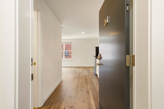 315 W Roy St in Seattle, WA - Building Photo - Building Photo