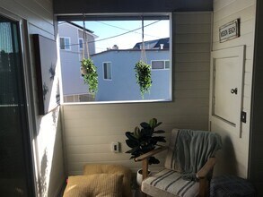 827 San Luis Rey Pl, Unit 827 in San Diego, CA - Building Photo - Building Photo