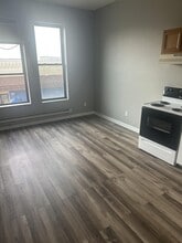 110 S Webster Ave in Omro, WI - Building Photo - Building Photo
