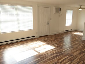 6211 Wellington St, Unit A in Norfolk, VA - Building Photo - Building Photo