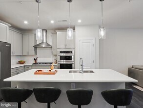 106 St Ives Pl in Oxon Hill, MD - Building Photo - Building Photo