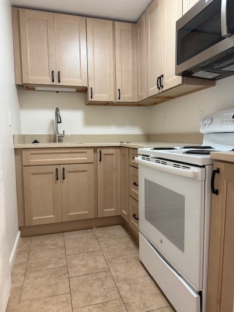 property at 118 Main St