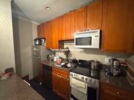 17 Garrison St, Unit 4 in Boston, MA - Building Photo