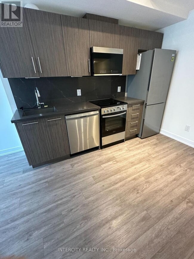 property at 871 Sheppard Ave W