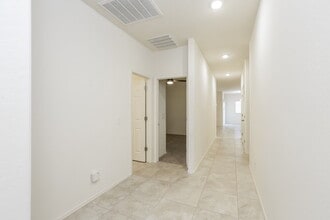 4086 W Winston Dr in Phoenix, AZ - Building Photo - Building Photo