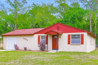 2834 Tanglewood Blvd in Orange Park, FL - Foto de edificio - Building Photo