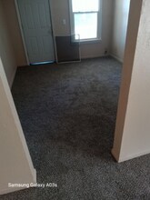 2435 Woodford St, Unit 4 in Toledo, OH - Building Photo - Building Photo