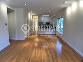 15 Langdon St, Unit 1 in Cambridge, MA - Foto de edificio - Building Photo