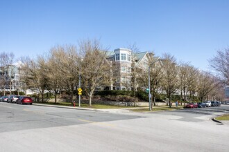 5500 Lynas Ln in Richmond, BC - Building Photo - Building Photo