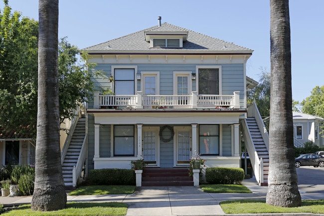 2008 N St in Sacramento, CA - Foto de edificio - Building Photo