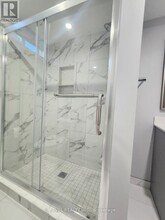 1405 Lyncroft Crescent in Oshawa, ON - Building Photo - Building Photo