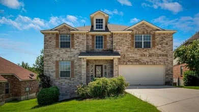 606 Buckle Ct in San Antonio, TX - Building Photo - Building Photo