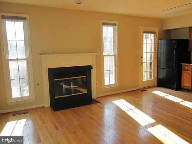 6953 Compton Ln in Centreville, VA - Building Photo - Building Photo