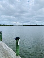 200 S Sykes Creek Pkwy, Unit 710 in Merritt Island, FL - Building Photo