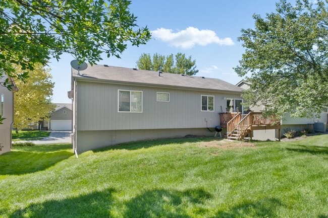 19114 K St in Omaha, NE - Building Photo - Building Photo