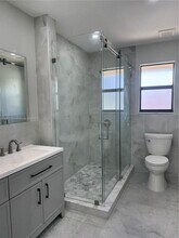 10042 NW 4th Ln in Miami, FL - Building Photo - Building Photo