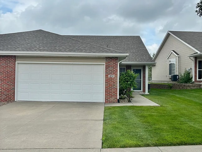 property at 1832 N 176th Ct