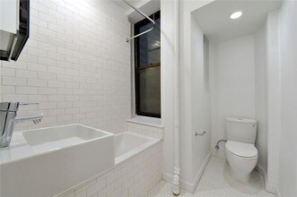 188 6th Ave-Unit -#RS2 in New York, NY - Building Photo - Building Photo