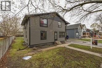 324 Vidal St S in Sarnia, ON - Building Photo - Building Photo