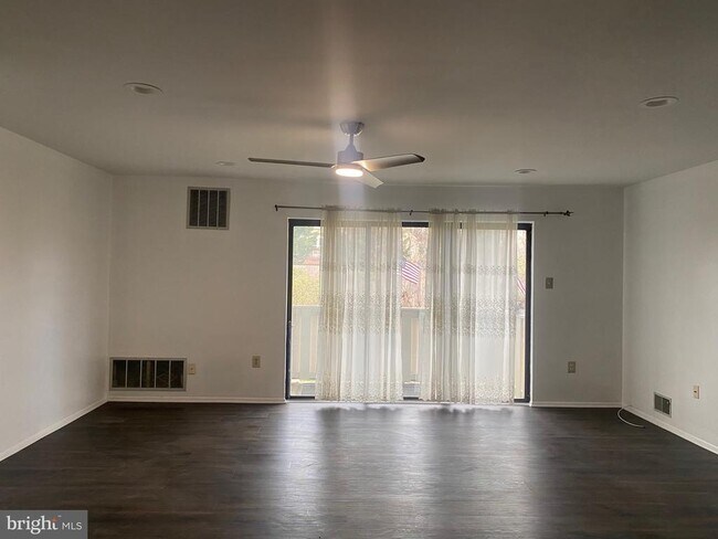 1903 Jefferson Ct in North Wales, PA - Building Photo - Building Photo