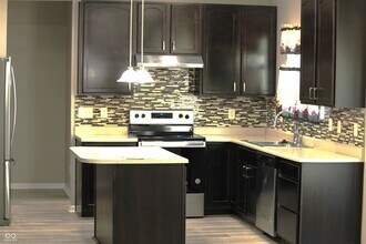 2244 McGregor Ct in Avon, IN - Building Photo - Building Photo