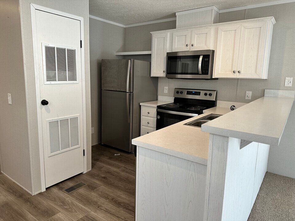 34 Pansy Dr in Fenton, MO - Building Photo