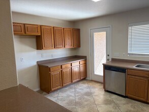 817 E Yuma Ave in Apache Junction, AZ - Building Photo - Building Photo