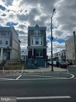 5630 Walnut St in Philadelphia, PA - Building Photo