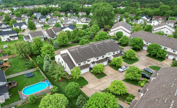 3799 Village Run Dr in Des Moines, IA - Foto de edificio - Building Photo