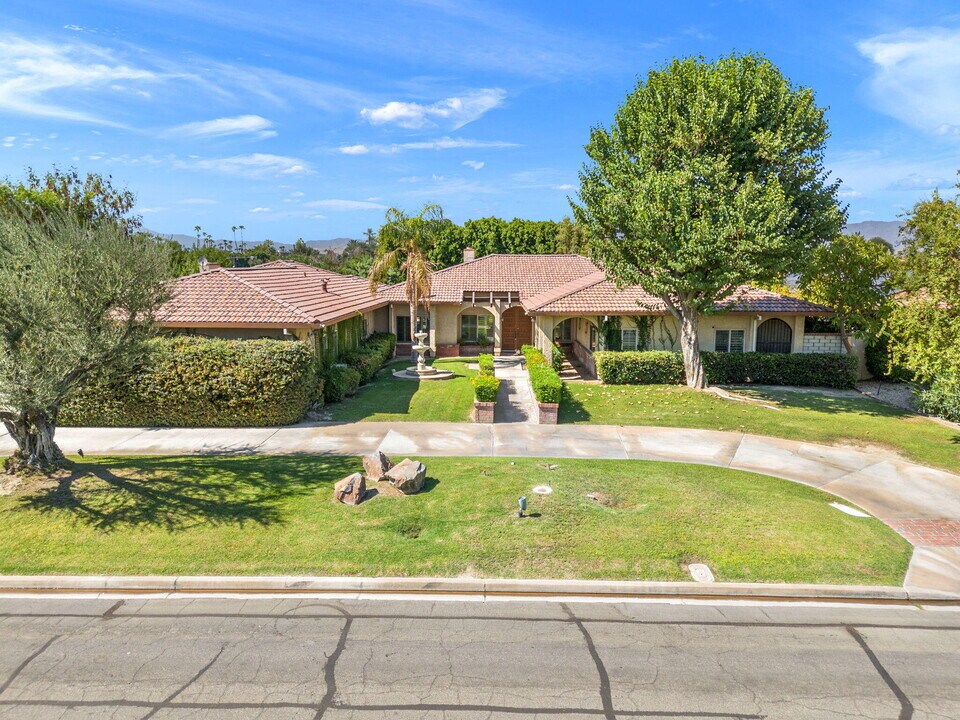 72056 Palm Haven Dr in Rancho Mirage, CA - Building Photo