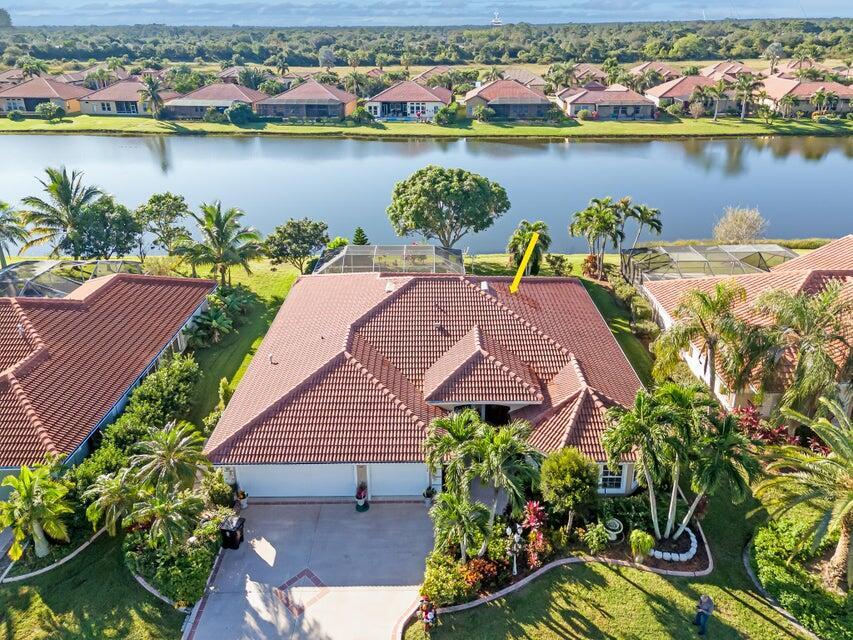 1268 SW Briarwood Dr in Port St. Lucie, FL - Building Photo