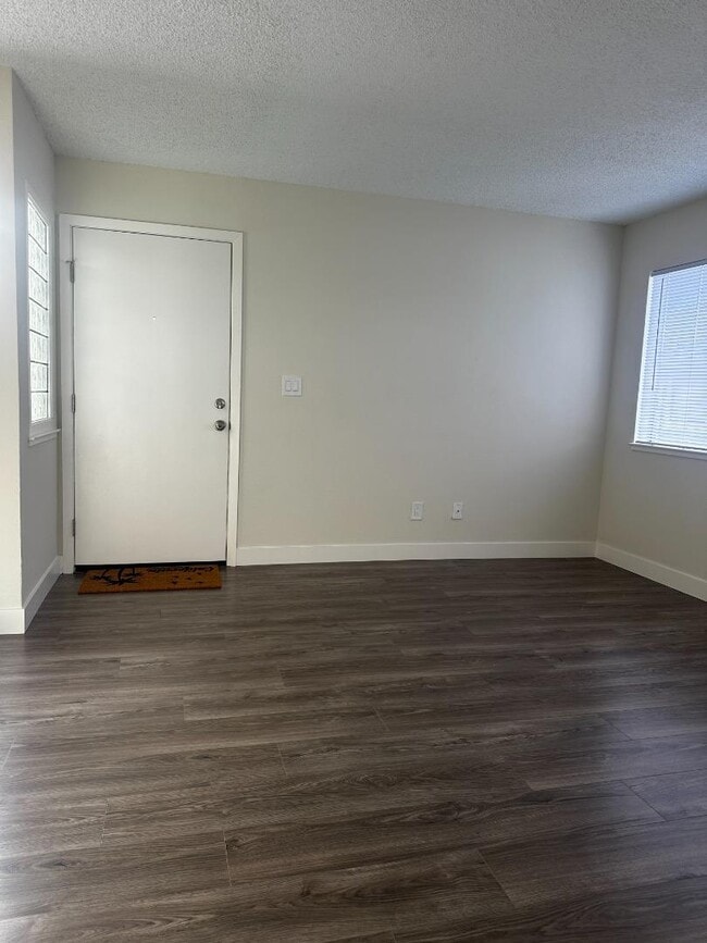 596 Drive 596 Dr in San Jose, CA - Building Photo - Building Photo