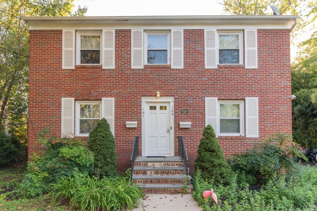 151 N Harrison St in Princeton, NJ - Foto de edificio