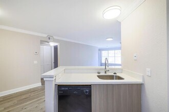 927 Siesta Key Blvd in Deerfield Beach, FL - Building Photo - Building Photo