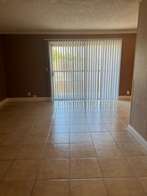 3591 Quail Lakes Dr in Stockton, CA - Building Photo - Building Photo