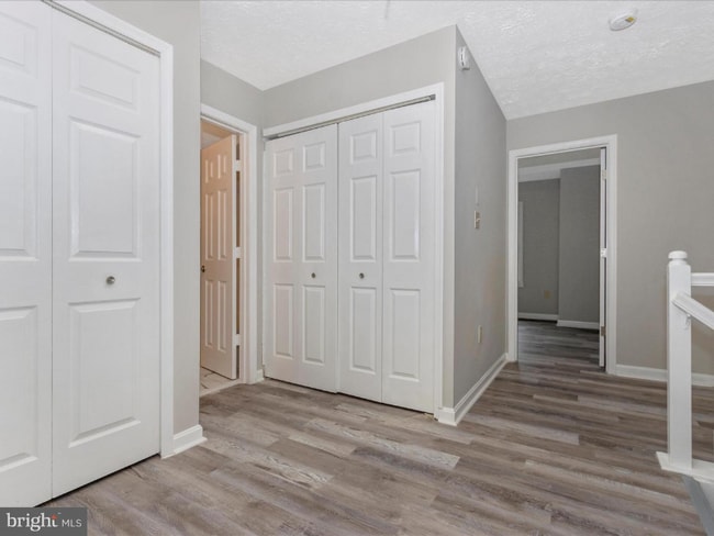 7292 Mahogany Dr in Hyattsville, MD - Foto de edificio - Building Photo