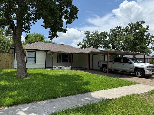 property at 2402 Rosemead Dr