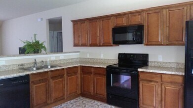 4608 SW Fieldstone Blvd in Bentonville, AR - Building Photo - Building Photo