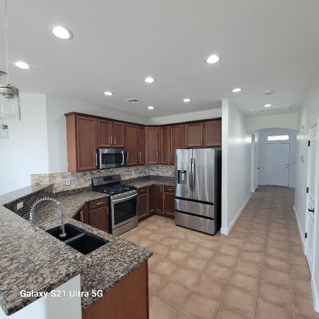 26716 N 167th Ln in Surprise, AZ - Foto de edificio - Building Photo