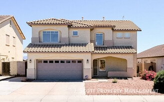 12209 W Washington St in Avondale, AZ - Building Photo