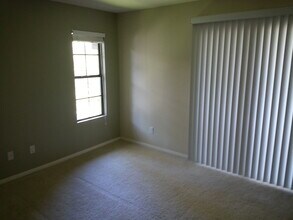 14984 Av. Venusto in San Diego, CA - Building Photo - Building Photo