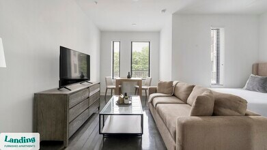 715 Merritt Ave in Nashville, TN - Foto de edificio - Building Photo