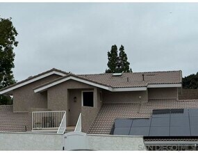 9007 Montrose Way in San Diego, CA - Building Photo - Building Photo
