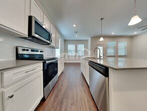 6355 Emerald Hls Wy in Wesley Chapel, FL - Building Photo - Building Photo