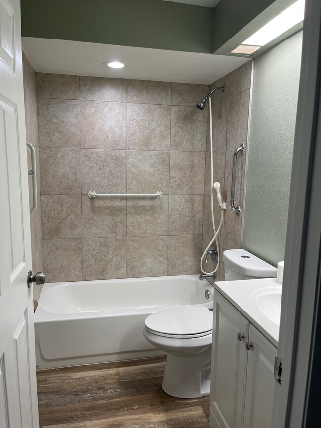 101 Lake Hunter Dr in Lakeland, FL - Building Photo - Building Photo