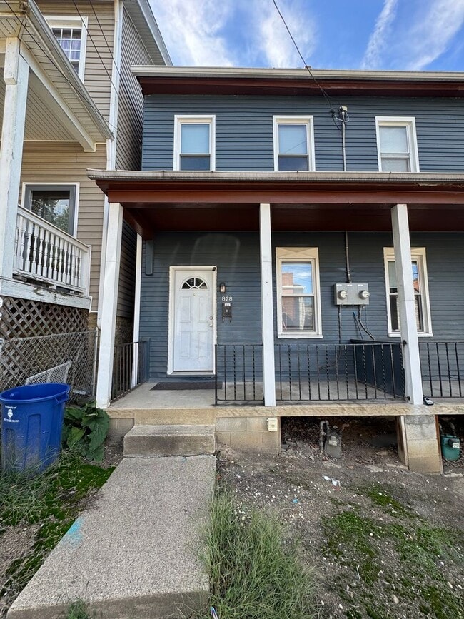 826-828 Wallbridge West End St in Pittsburgh, PA - Building Photo - Building Photo