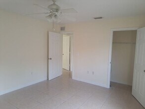 1750 23rd St in Vero Beach, FL - Building Photo - Building Photo